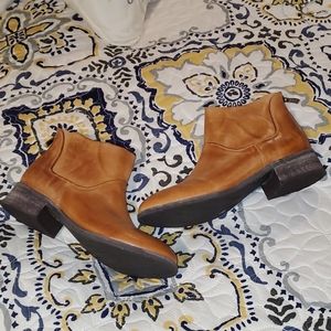 NWOB Antelope leather booties
